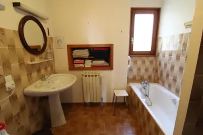 Salle de bains dans l'établissement Gite la Belle Vue de lordon