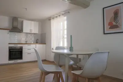 Cuisine ou kitchenette dans l'établissement Duplex Amour Toujours