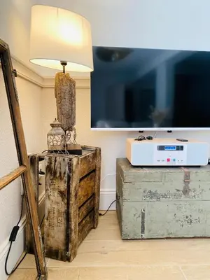 Télévision ou salle de divertissement dans l'établissement Un air de campagne