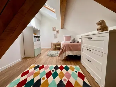 Un ou plusieurs lits dans un hébergement de l'établissement Le Refuge de Antoine, entre pistes et centre-ville