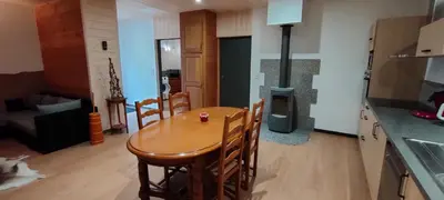 Cuisine ou kitchenette dans l'établissement chalet pour amoureux à Gérardmer