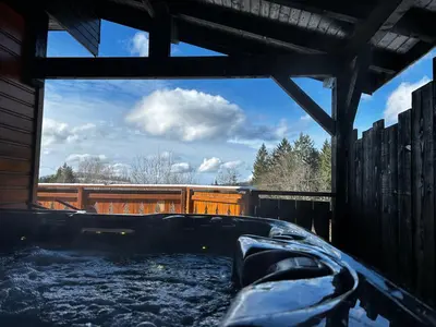Balcon ou terrasse dans l'établissement Chalet avec jacuzzi privé, vue sur les Vosges