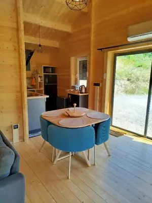 Cuisine ou kitchenette dans l'établissement Chalet 