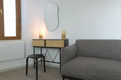 Coin salon dans l'établissement Au Cheval Blanc - Appartement Familial 6P Parking privé proche Colmar Centre