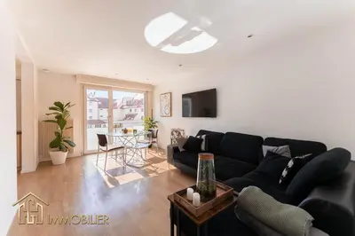 Télévision ou salle de divertissement dans l'établissement Colmar centre - L'Essentiel