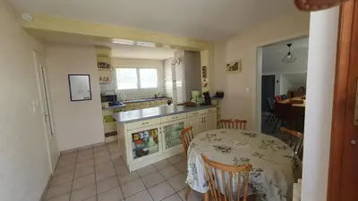 Cuisine ou kitchenette dans l'établissement GITE La SCHLITTE