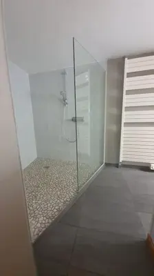 Salle de bains dans l'établissement Loft Gaïa