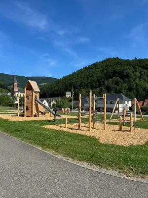 Aire de jeux pour enfants de l'établissement Gîte 5 personnes