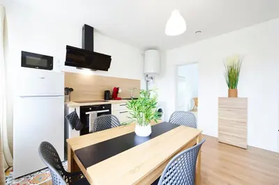 Cuisine ou kitchenette dans l'établissement RB-2D - Appartement F2 au 2ème étage à Mulhouse de 1 à 3 pers