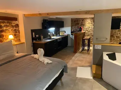 Cuisine ou kitchenette dans l'établissement Gîte le Chaudron