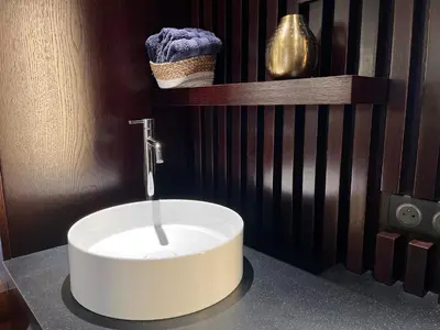 Salle de bains dans l'établissement Le Domaine Endila