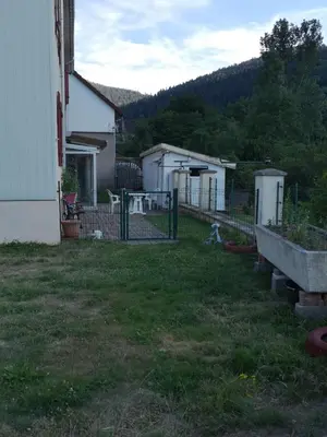 Vue générale sur la montagne ou vue sur la montagne depuis l'appartement