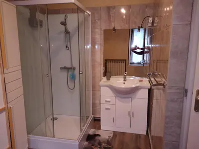 Salle de bains dans l'établissement Logement 100 m2 3 chambres 2 salles de bains