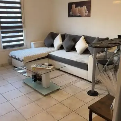Studio meublé