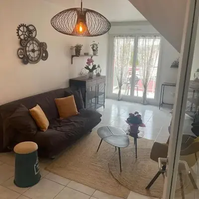 Le Square Appartement spacieux F2 avec terrasse