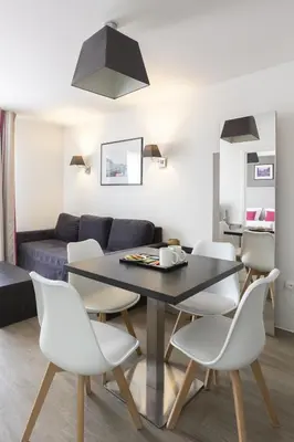 Coin salon dans l'établissement Appart'hôtel Odalys City - Colmar Centre