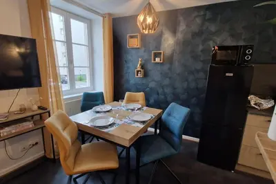 Cuisine ou kitchenette dans l'établissement Modern Jungle - Colmar