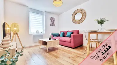 Coin salon dans l'établissement Les Suites Mulhousiennes - Charme & Sérénité