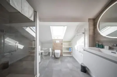 Salle de bains dans l'établissement Superbe appartement climatisé parking free