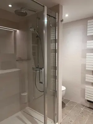 Salle de bains dans l'établissement Gîte Au 21 Vosgien