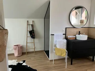 Un ou plusieurs lits dans un hébergement de l'établissement Les deux maisons - Little Green - Maison cosy proche pistes et lac