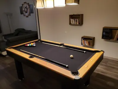 Billard dans l'établissement Gîte Le Ruisseau