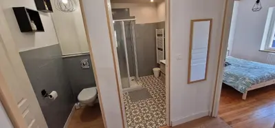 Salle de bains dans l'établissement La Maison des Montagnes