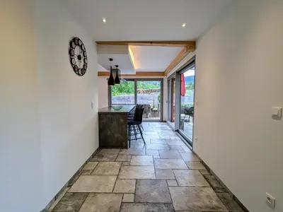 Plan de l'établissement Villa spacieuse avec spa et billard, WiFi, parking privé - FR-1-589-698