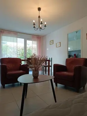 Coin salon dans l'établissement La Houblonnière