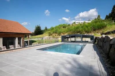 Piscine de l'établissement Villa pleine nature - piscine, jacuzzi, sauna ou située à proximité