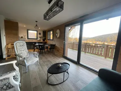 Vue générale sur la montagne ou vue sur la montagne depuis l'appartement