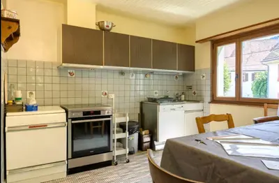 Cuisine ou kitchenette dans l'établissement Gîte de Pipala