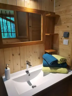 Un ou plusieurs lits dans un hébergement de l'établissement Chalet près de Gérardmer zone Natura 2000