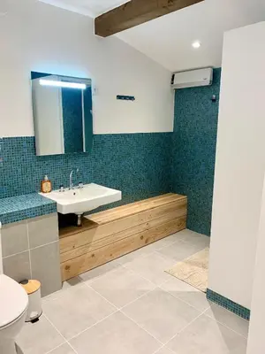 Salle de bains dans l'établissement Le Beuty