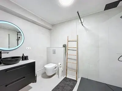 Salle de bains dans l'établissement Escapade confortable et chic parking et vélo-box