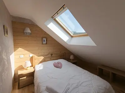 Plan de l'établissement Chalet familial spacieux avec spa, sauna et salle de jeux - FR-1-589-750