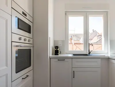 Cuisine ou kitchenette dans l'établissement Le Parisien d'Alsace