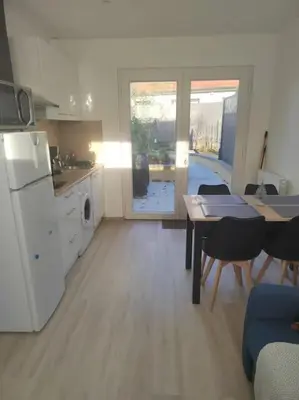 Cuisine ou kitchenette dans l'établissement Gîte indépendant de plein pied près de Colmar