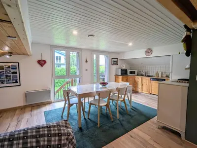 Cuisine ou kitchenette dans l'établissement Gîte montagnard La Bresse 4 pers, terrasse, parking, WIFI - FR-1-589-693