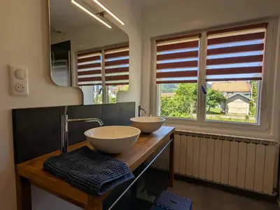 Plan de l'établissement Gîte confortable avec terrasse et vue montagne, proche loisirs et pistes - FR-1-589-755