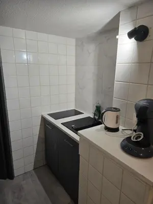 Cuisine ou kitchenette dans l'établissement Ocean 300m Gare Centre ville Wifi Parking gratuit