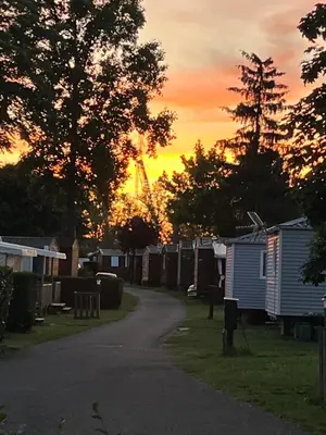 Lever ou coucher de soleil vu de l'appartement ou à proximité