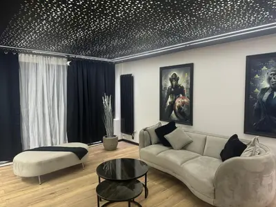 Coin salon dans l'établissement Ciné &chill
