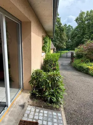 Jardin de l'établissement T2 Chaleureux logement a Thann