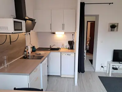 Cuisine ou kitchenette dans l'établissement Le calme à 2 pas du centre - F2 - 4 couchages