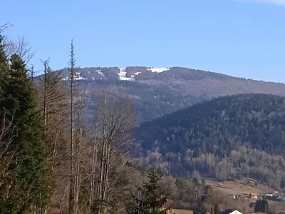 Vue générale sur la montagne ou vue sur la montagne depuis l'appartement