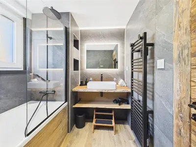 Un ou plusieurs lits dans un hébergement de l'établissement Le Petit Paradis, Spa-Sauna and Gym