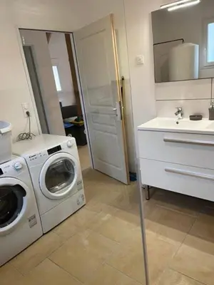 Salle de bains dans l'établissement Le gîte des Vosges 2