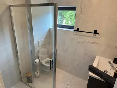 Salle de bains dans l'établissement Ancienne école avec Jacuzzi privé