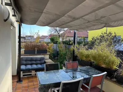 Coin salon dans l'établissement Rare Maison moderne proche centre avec jardin parking gratuit